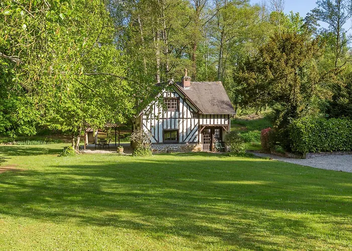 Les Chenes, Avec Piscine, Tennis Et Privatif בית נופש Guerquesalles